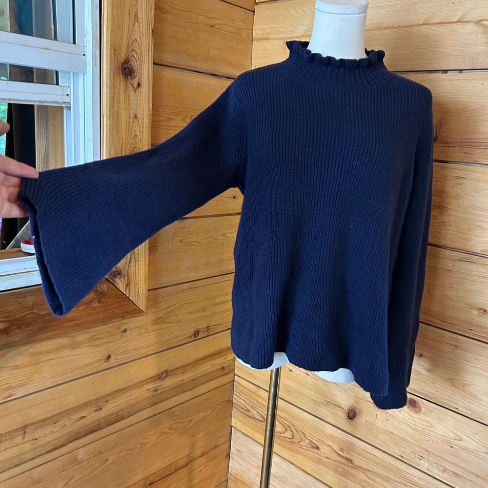 Ribbed Mock Neck Sweater Womens Large Navy Blue Ruffle Lettuce Bell Sleeve GAP